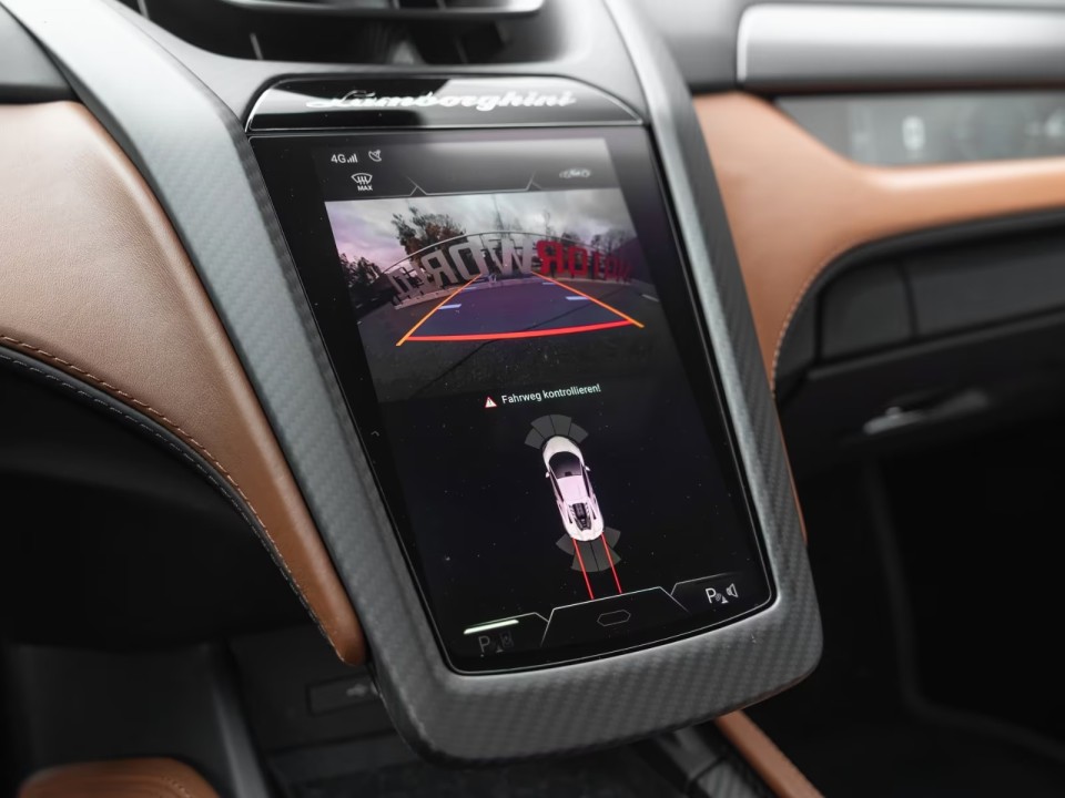 Lamborghini Revuelto - foto 22