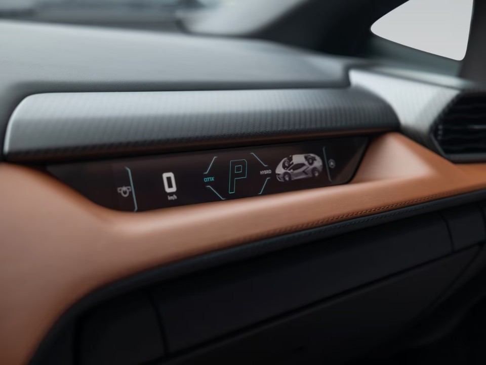 Lamborghini Revuelto - foto 23