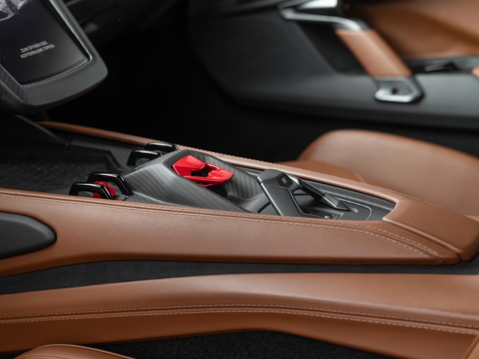 Lamborghini Revuelto - foto 19