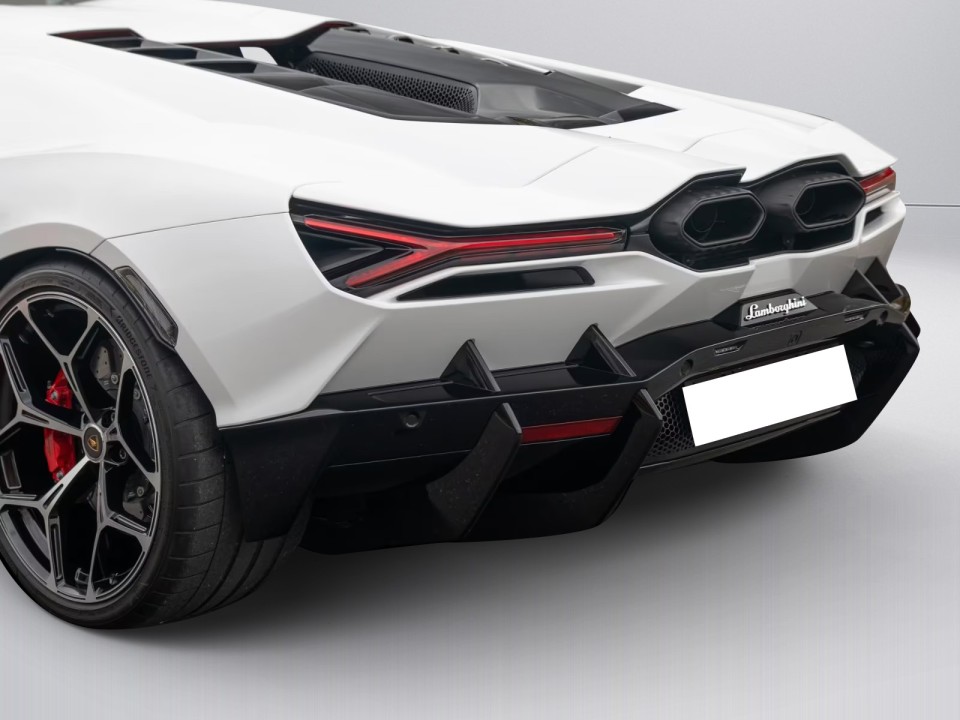 Lamborghini Revuelto - foto 37