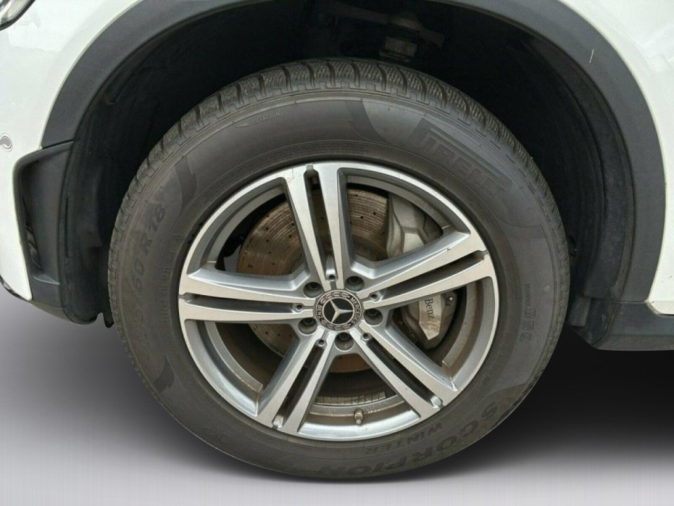 Mercedes-Benz GLC Coupé 300de 4MATIC AMG Line - foto 19