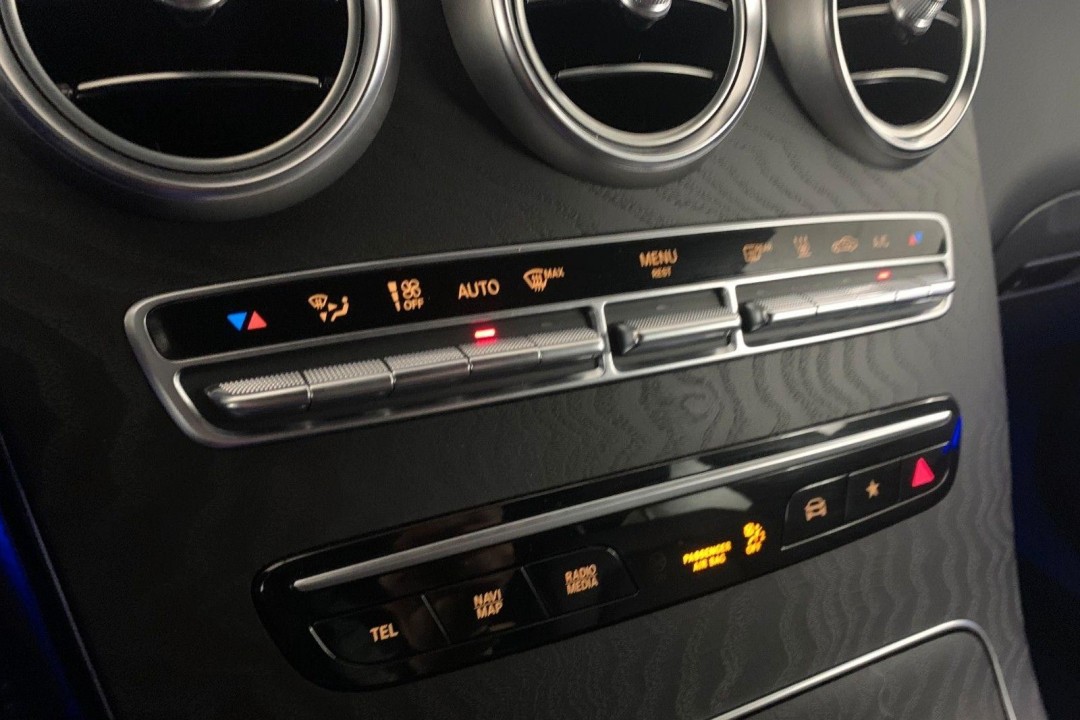 Mercedes-Benz GLC Coupé 300e 4MATIC - foto 8