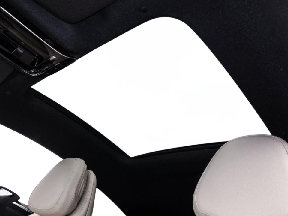 Mercedes-Benz CLE 300 4MATIC AMG Line - foto 17