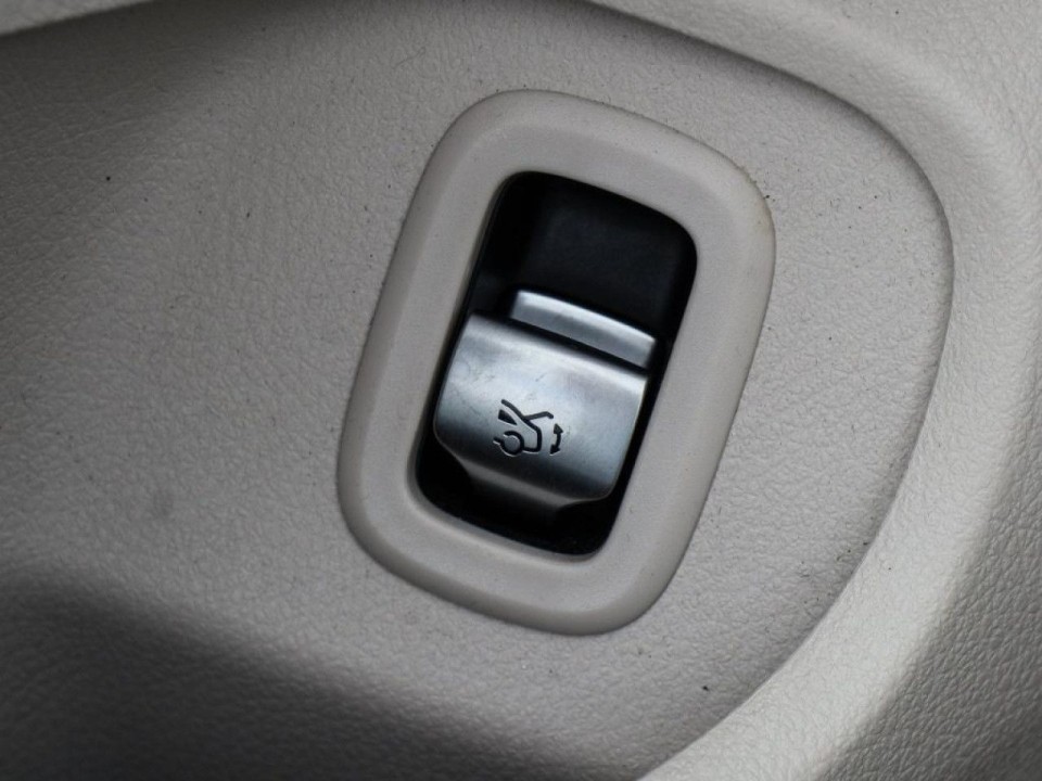 Mercedes-Benz CLE 300 4MATIC AMG Line - foto 14