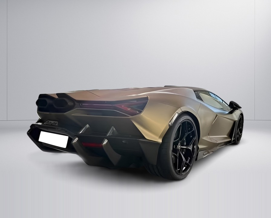 Lamborghini Revuelto (3)