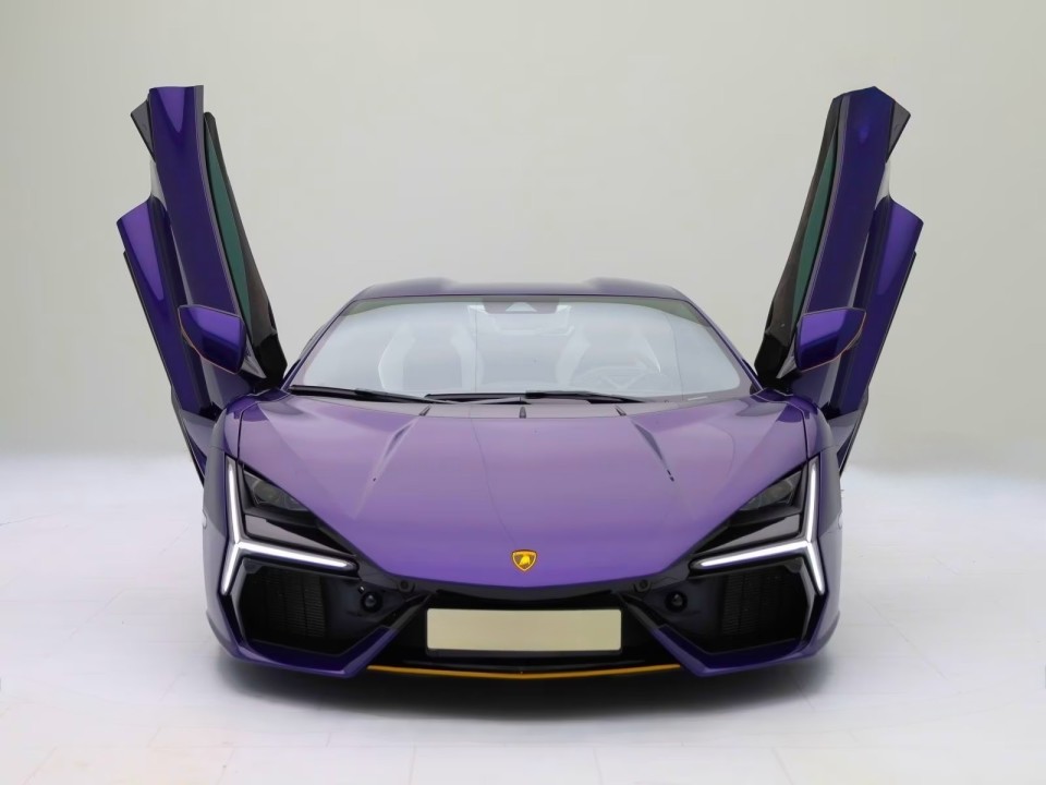 Lamborghini Revuelto - foto 7