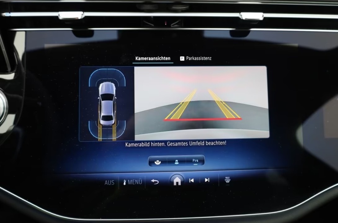 Mercedes-Benz E 220d AMG Line - foto 18