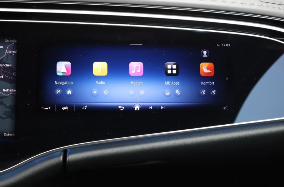 Mercedes-Benz E 220d AMG Line - foto 16