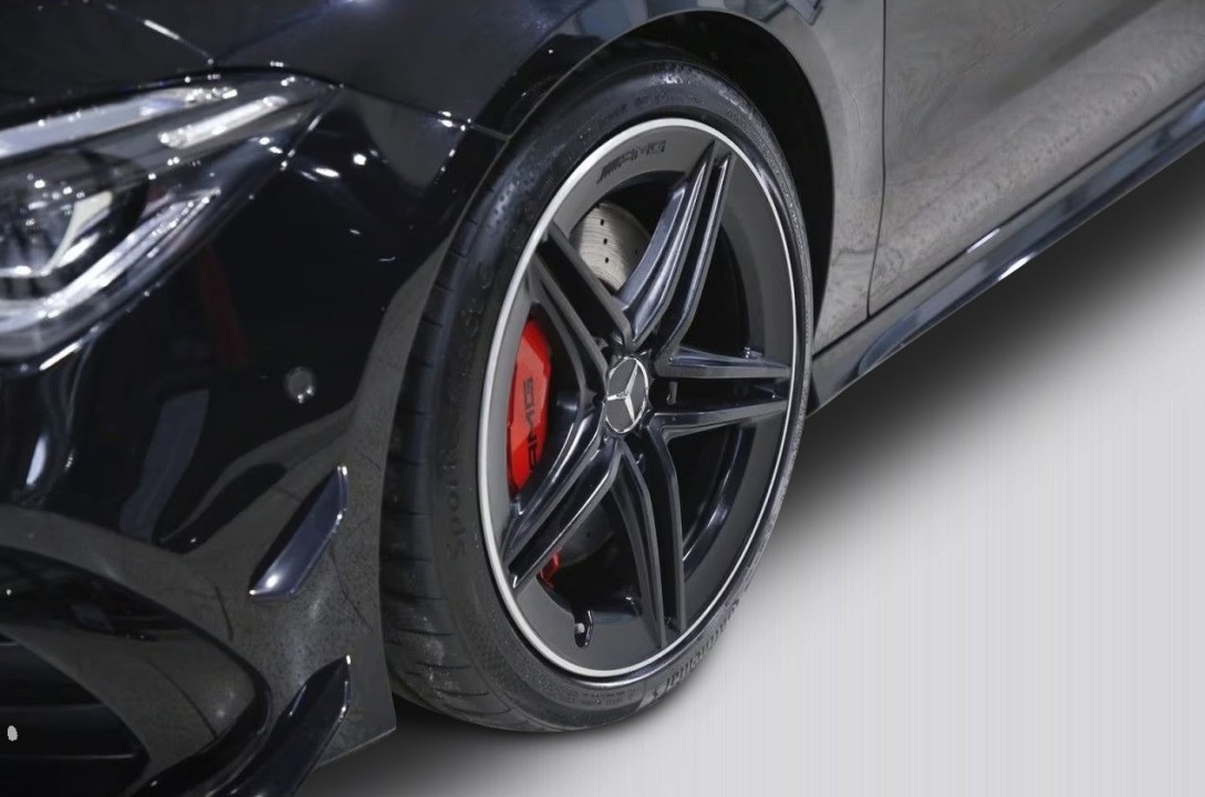 Mercedes-Benz CLA AMG 45s 4MATIC - foto 17