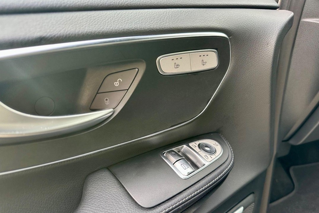 Mercedes-Benz V 250d Long AMG Line - foto 26