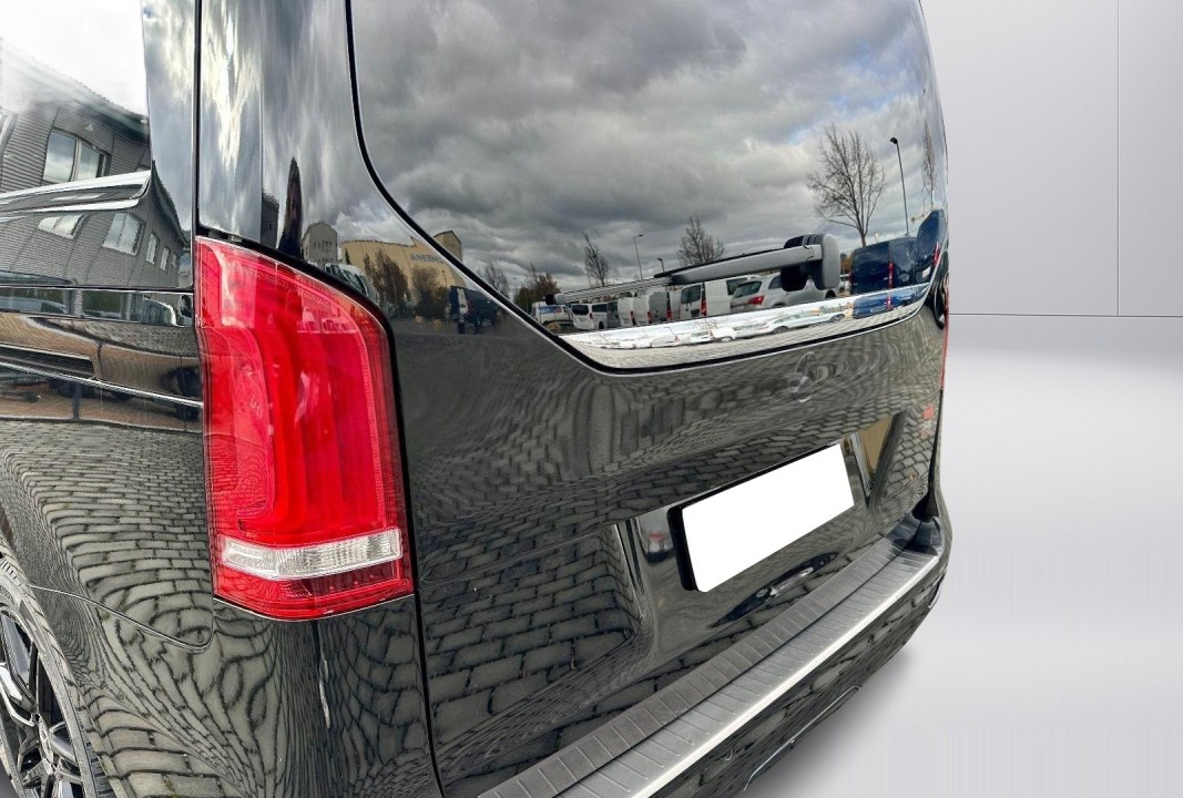 Mercedes-Benz V 250d Long AMG Line - foto 35