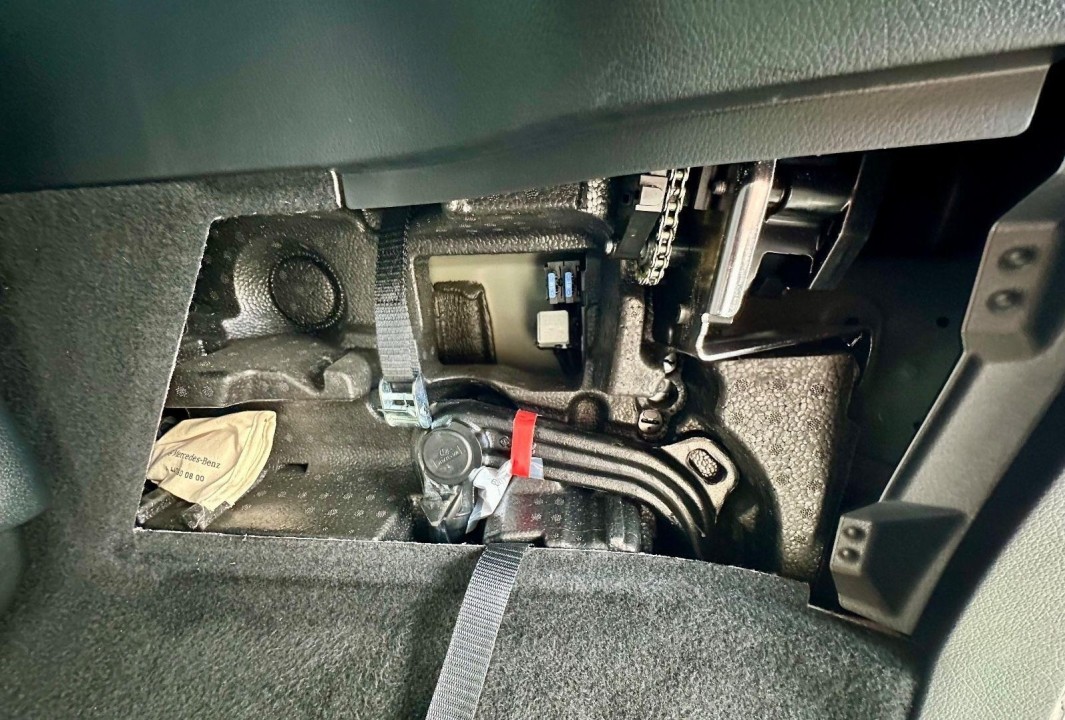 Mercedes-Benz V 250d Long AMG Line - foto 40