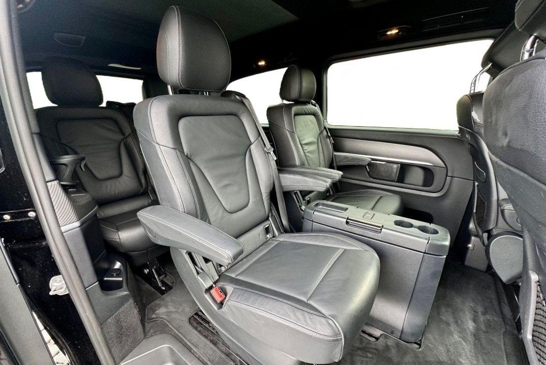 Mercedes-Benz V 250d Long AMG Line - foto 21