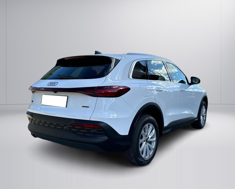 Audi Q5 40TFSI quattro S tronic (3)