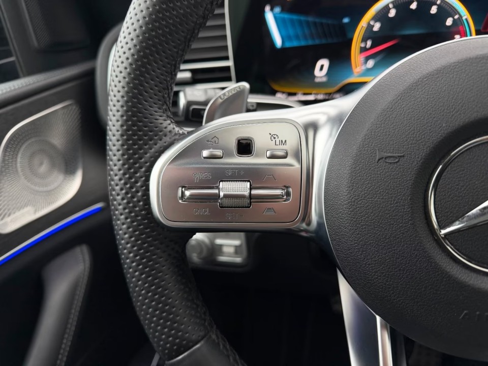 Mercedes-Benz GLE AMG 53 4MATIC+ - foto 17