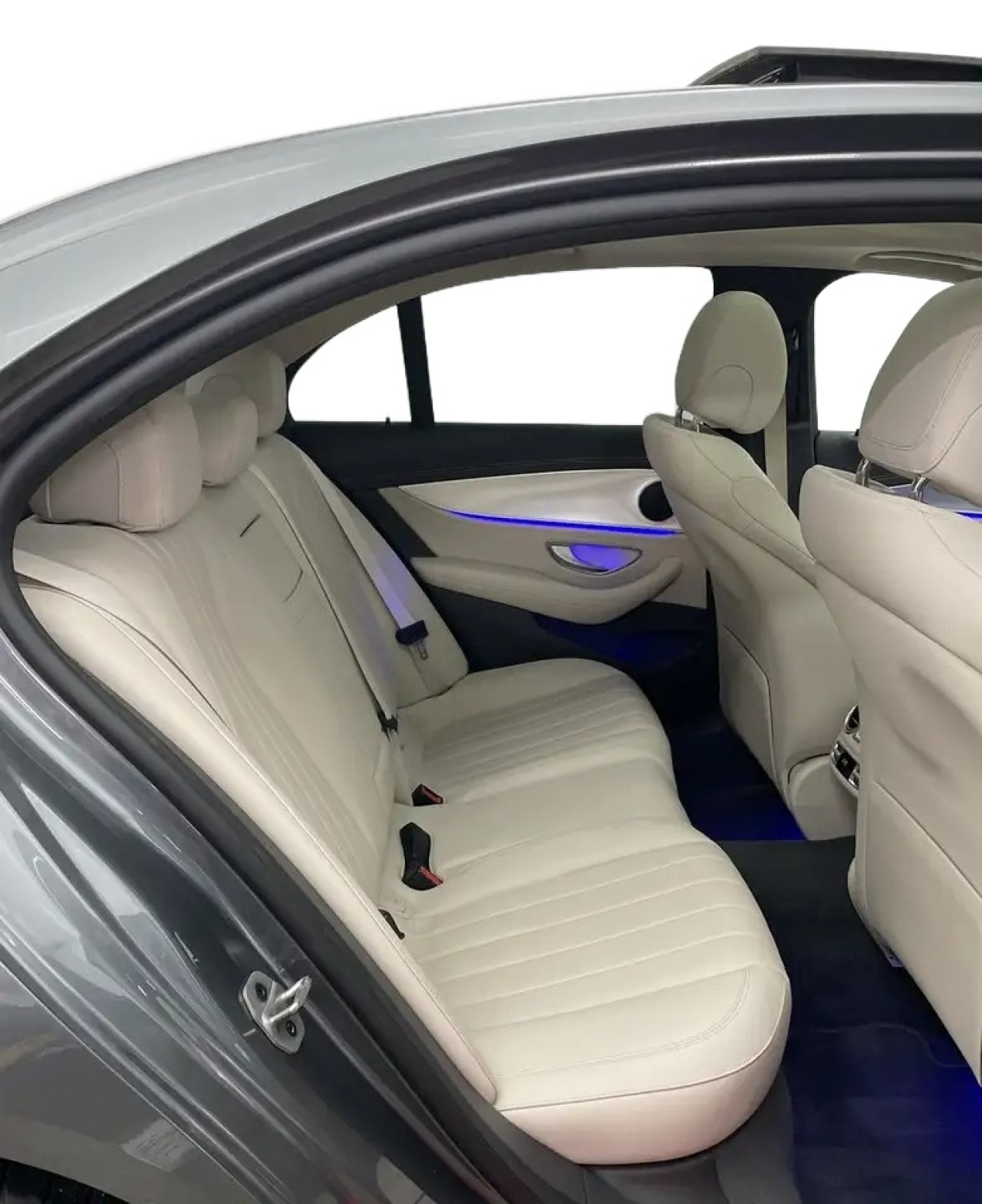 Mercedes-Benz E 220d Avantgarde - foto 23