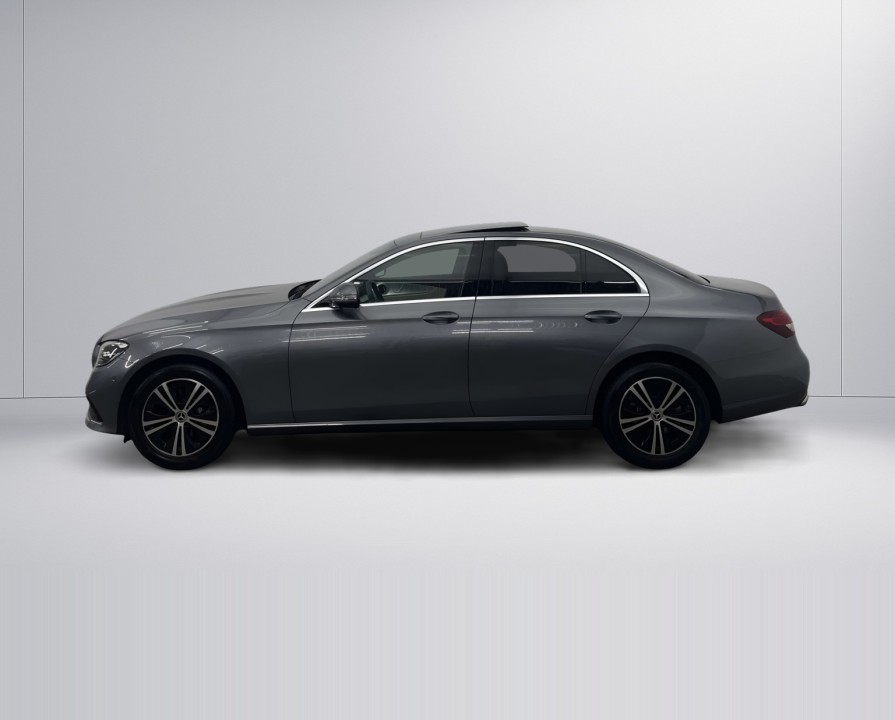 Mercedes-Benz E 220d Avantgarde - foto 6