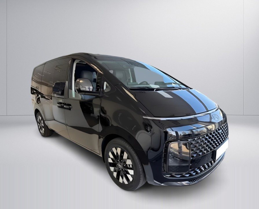 Hyundai Staria Signature HEV