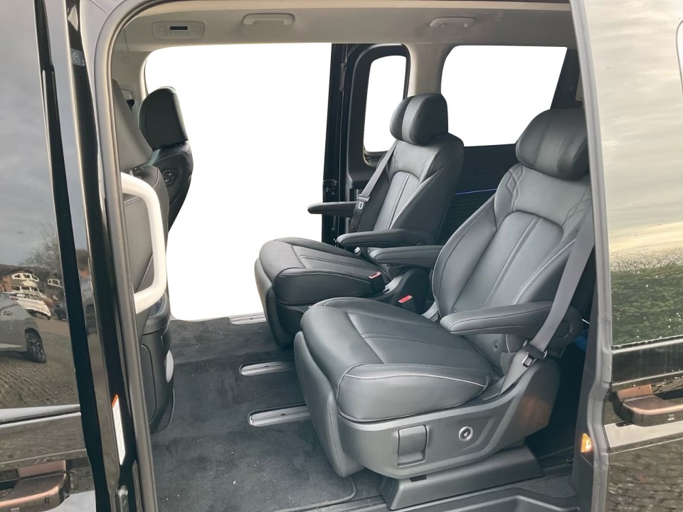 Hyundai Staria Signature HEV - foto 11