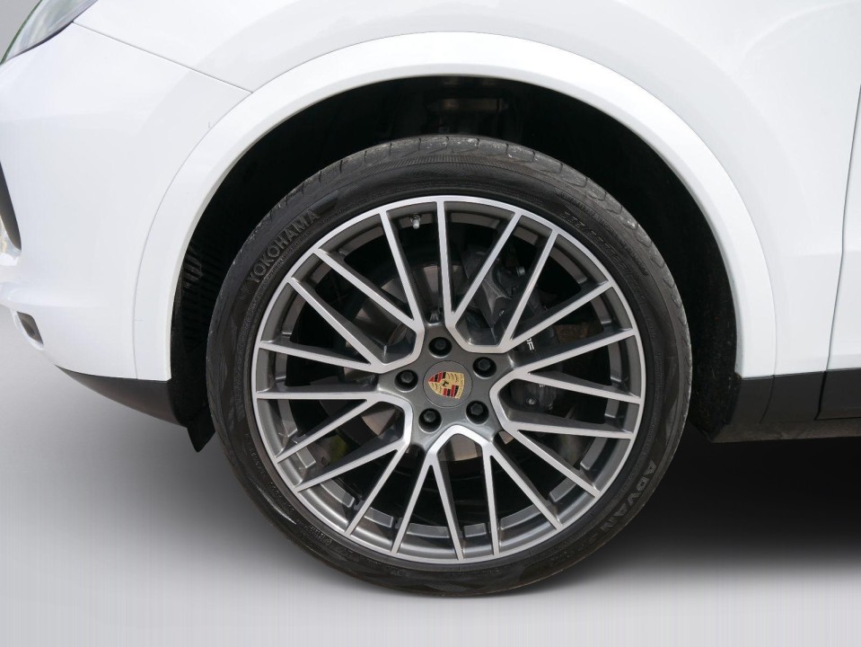 Porsche Cayenne Coupe - foto 15