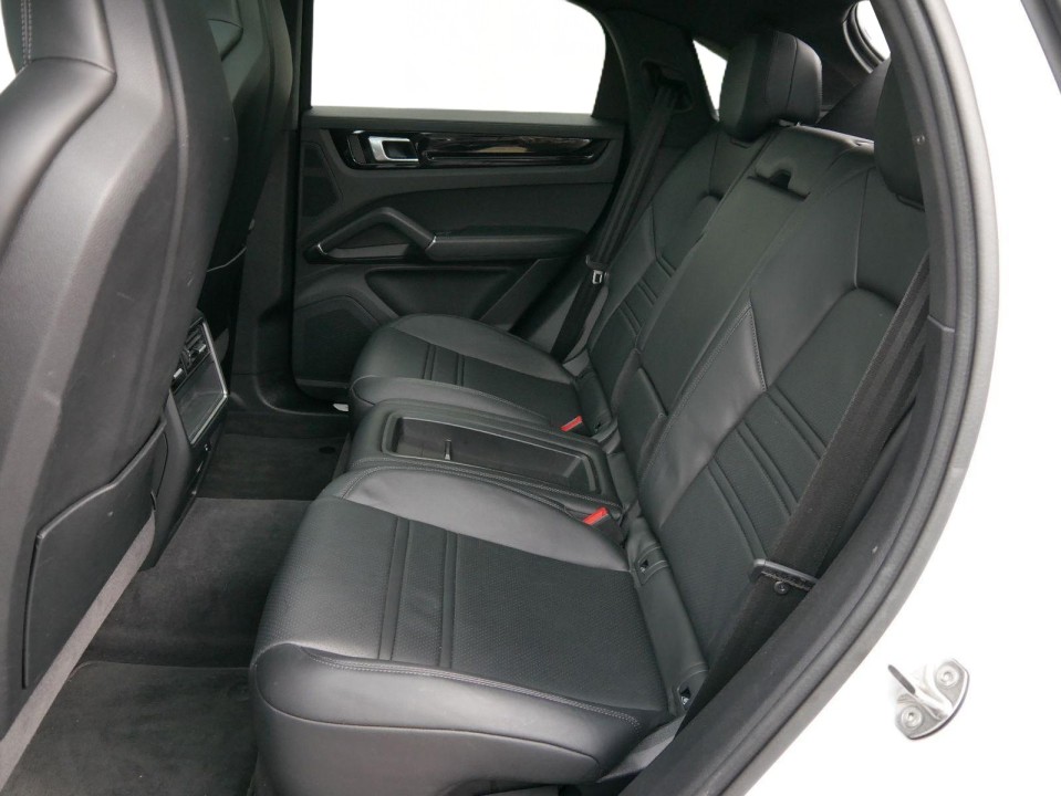 Porsche Cayenne Coupe - foto 6
