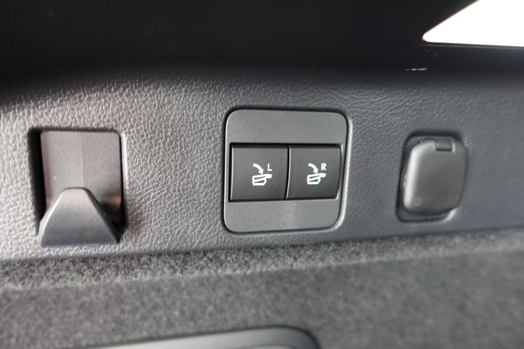 Lexus Seria RX 500h F-Sport - foto 25