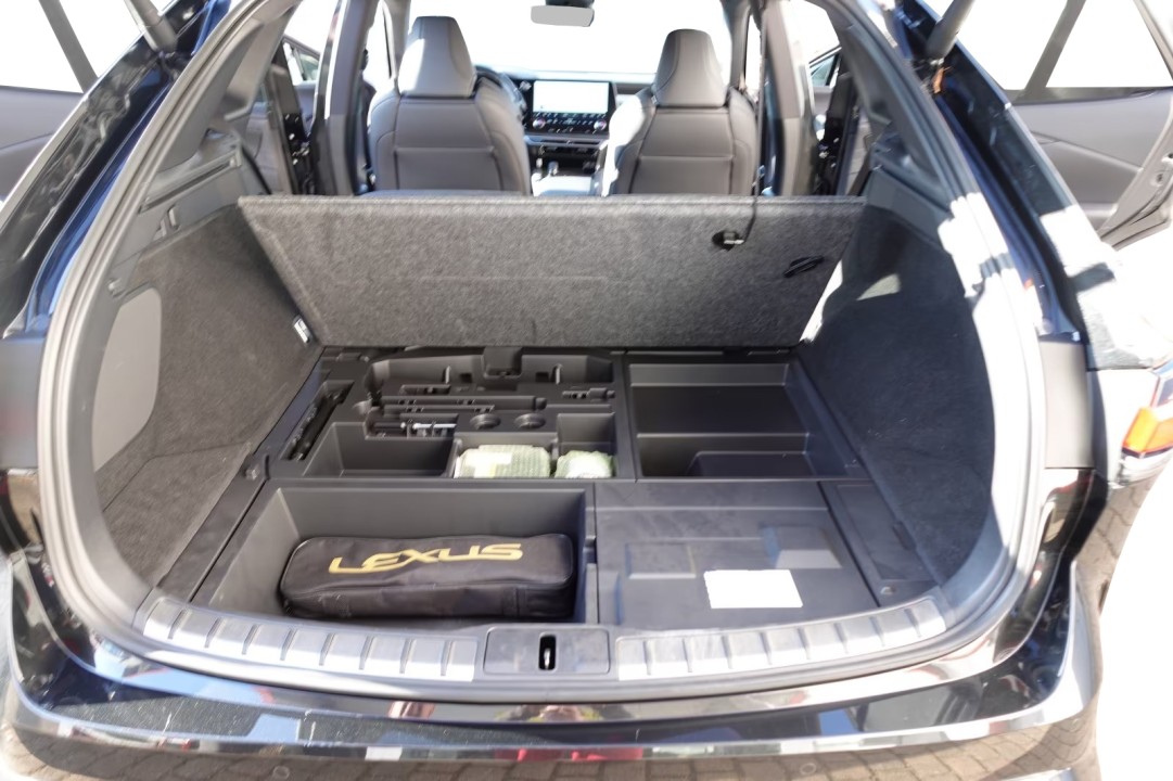 Lexus Seria RX 500h F-Sport - foto 30