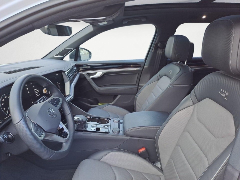 Volkswagen Touareg TDI R-Line - foto 6