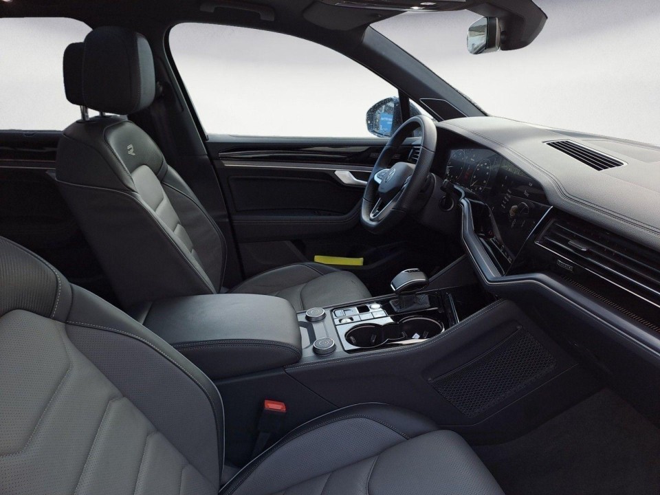 Volkswagen Touareg TDI R-Line - foto 7
