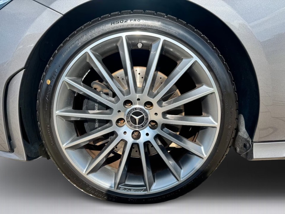 Mercedes-Benz CLA 200 AMG - foto 19