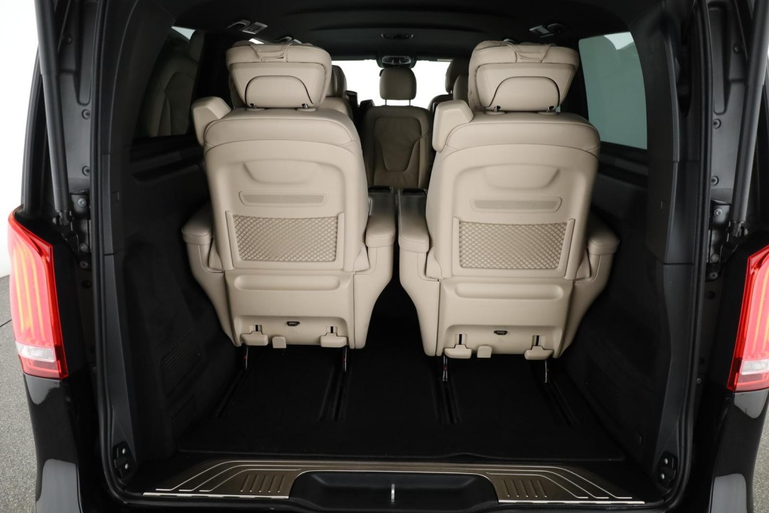 Mercedes-Benz V 300d 4MATIC Extralong Avantgarde - foto 25