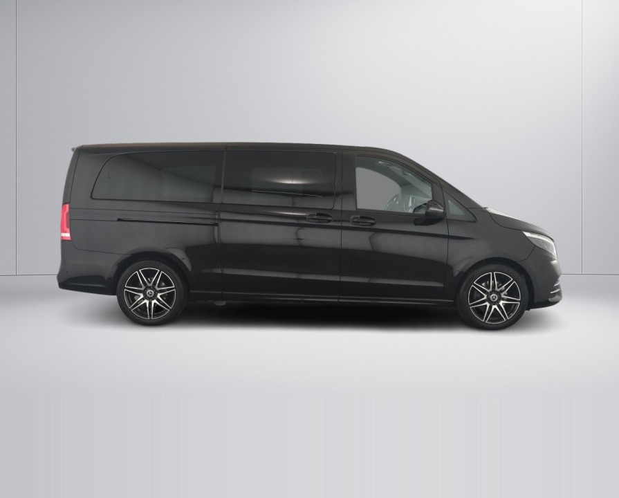 Mercedes-Benz V 300d 4MATIC Extralong Avantgarde (3)