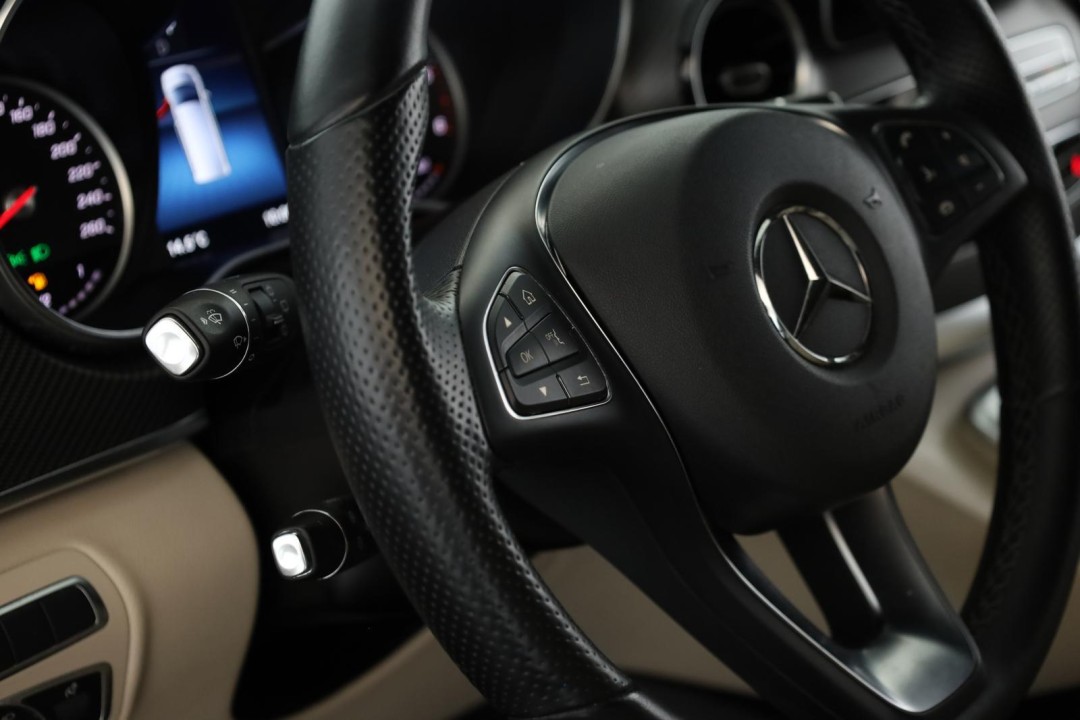 Mercedes-Benz V 300d 4MATIC Extralong Avantgarde - foto 15