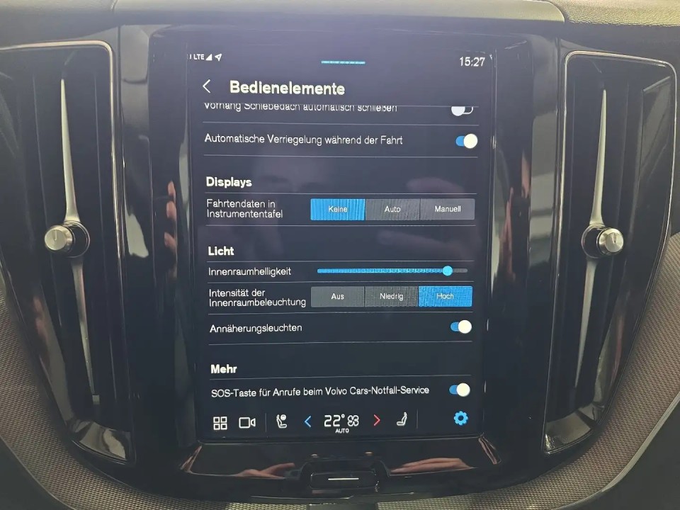 Volvo XC 60 T6 Plus Dark Recharge - foto 20