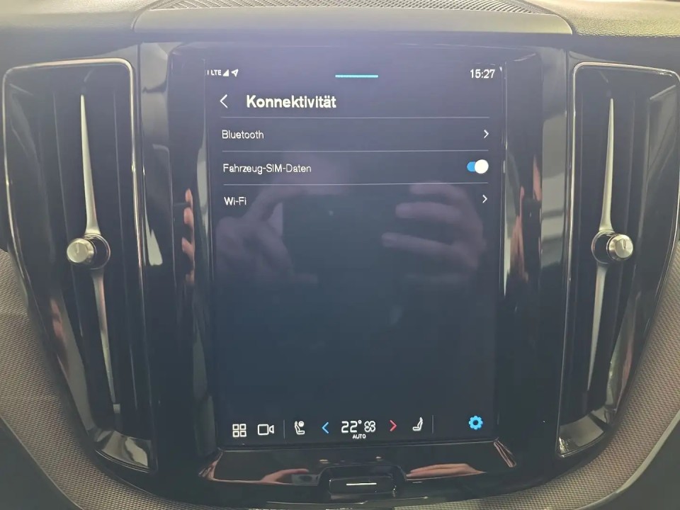 Volvo XC 60 T6 Plus Dark Recharge - foto 21