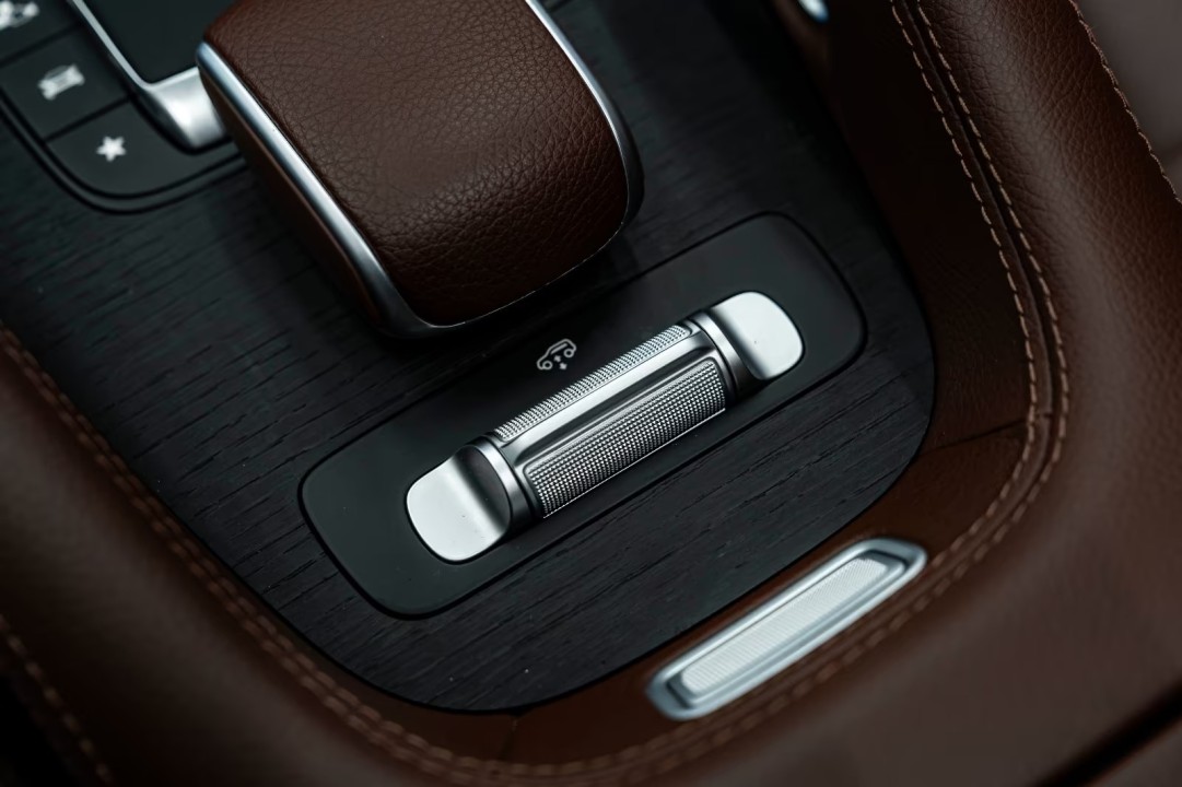 Mercedes-Benz GLE 450 4MATIC AMG - foto 11