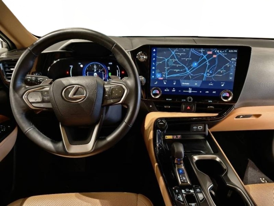 Lexus Seria NX 450h+ - foto 7