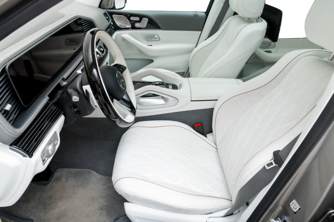 Mercedes-Benz GLS Maybach 600 - foto 9