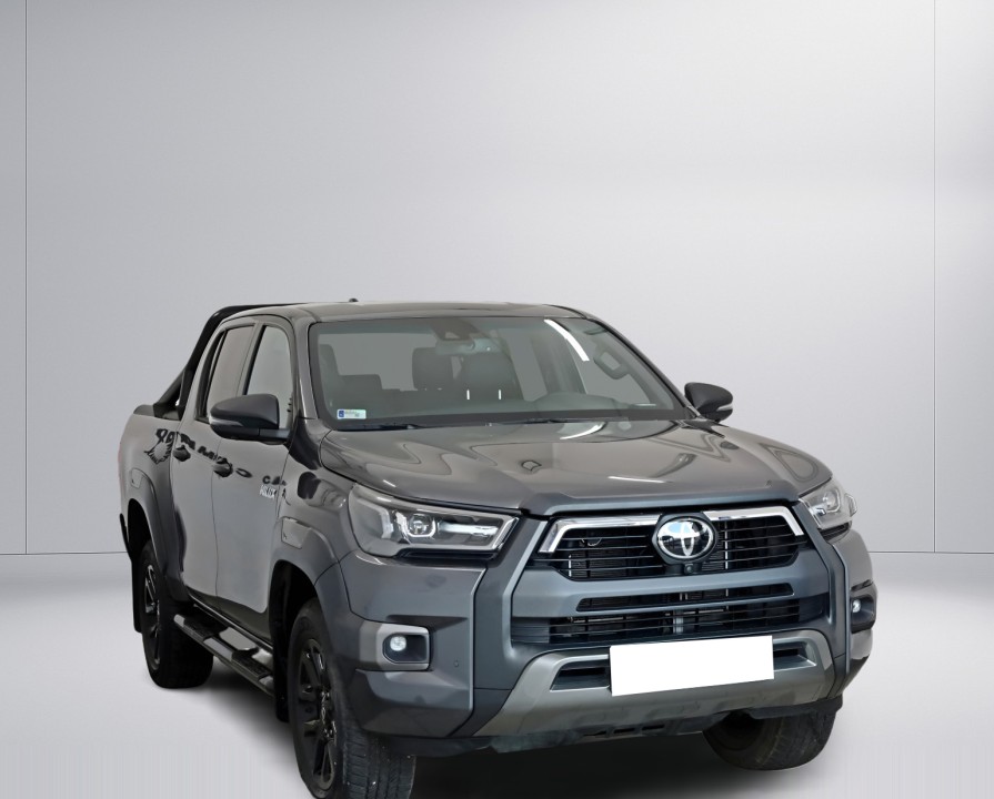 Toyota Hilux Invincible
