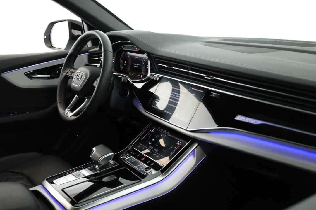 Audi Q8 50TDI quattro tiptronic S-Line - foto 12