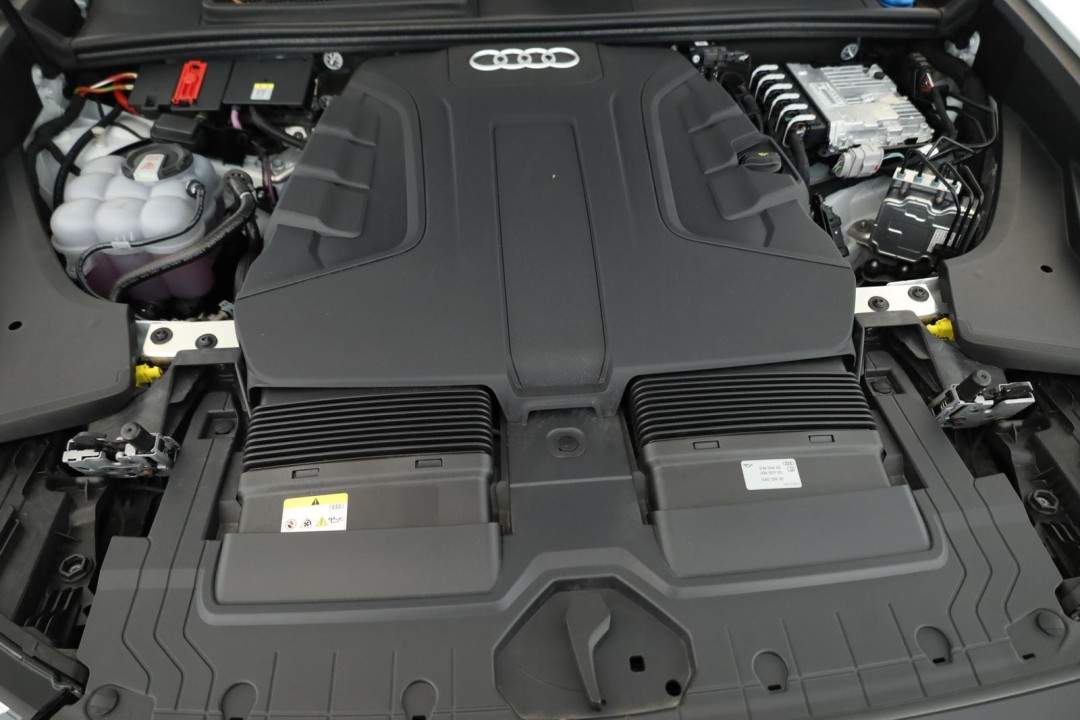 Audi Q8 50TDI quattro tiptronic S-Line - foto 23