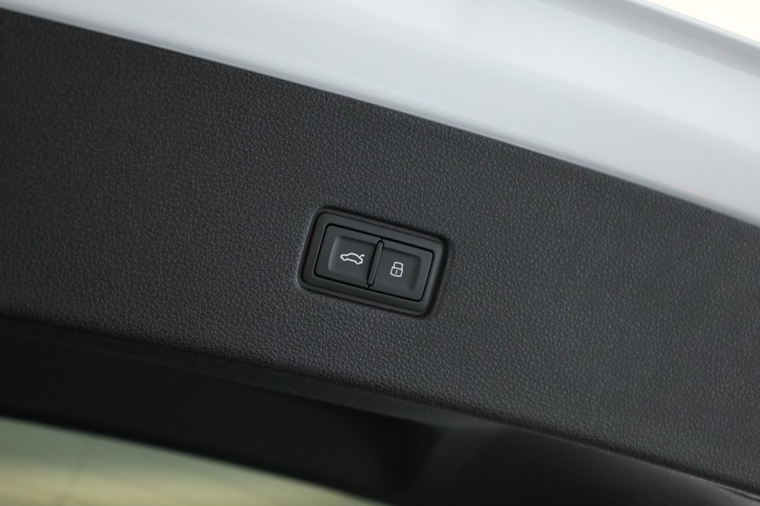 Audi Q8 50TDI quattro tiptronic S-Line - foto 24