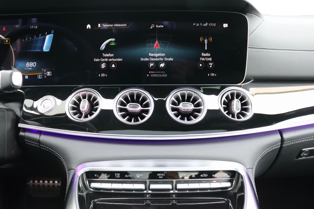 Mercedes-Benz AMG GT 63 S 4MATIC+ - foto 17