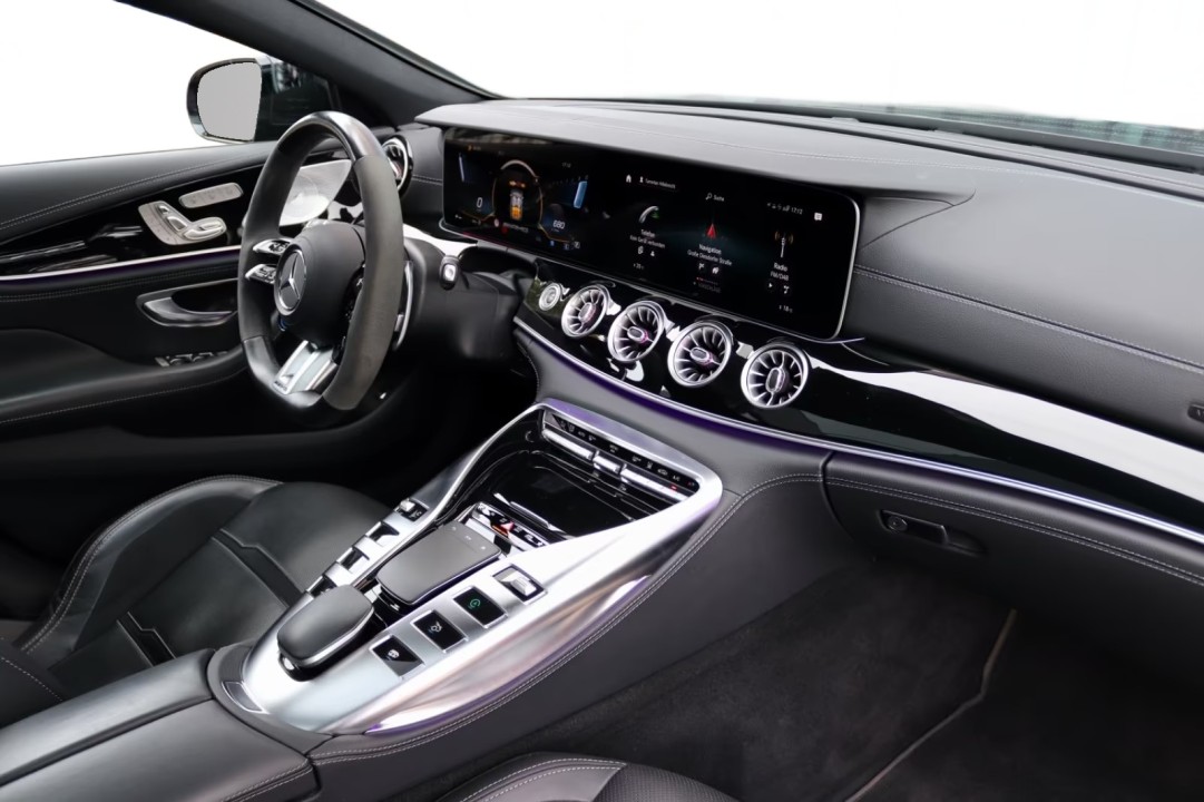 Mercedes-Benz AMG GT 63 S 4MATIC+ - foto 13