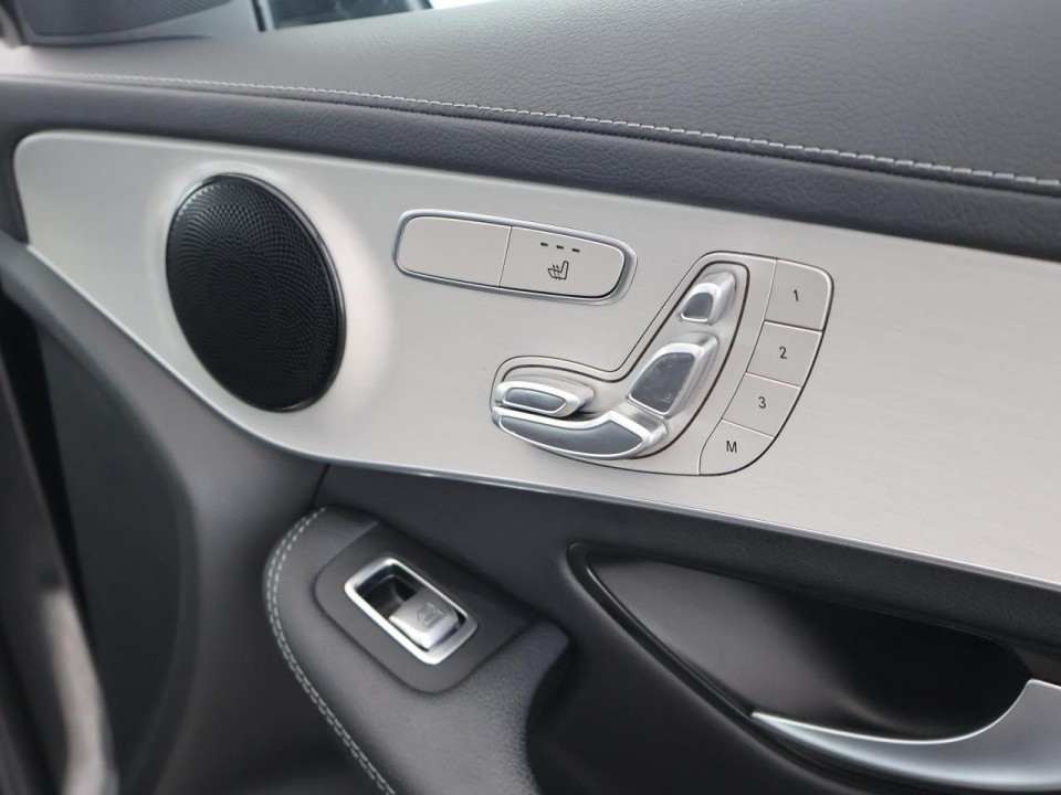 Mercedes-Benz GLC Coupé 220d 4MATIC AMG Line - foto 18