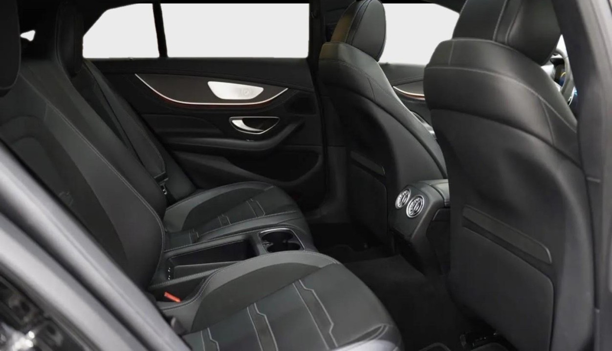 Mercedes-Benz AMG GT 63 S 4MATIC+ - foto 13