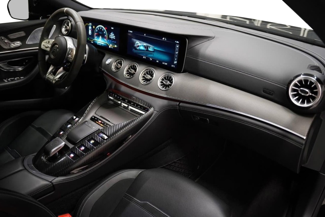 Mercedes-Benz AMG GT 63 S 4MATIC+ - foto 17