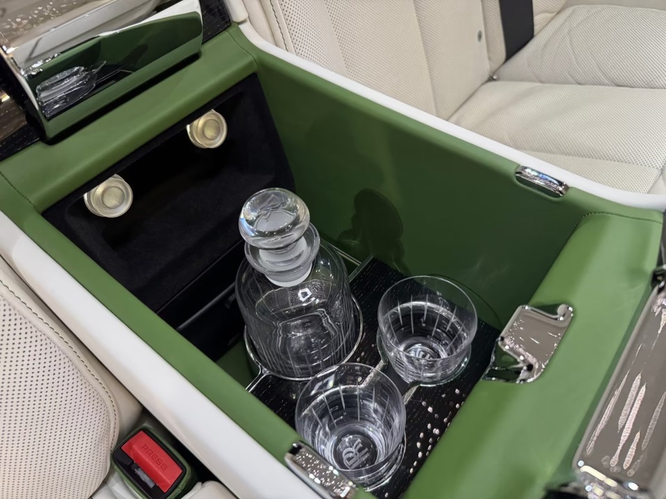 Rolls-Royce Phantom - foto 26