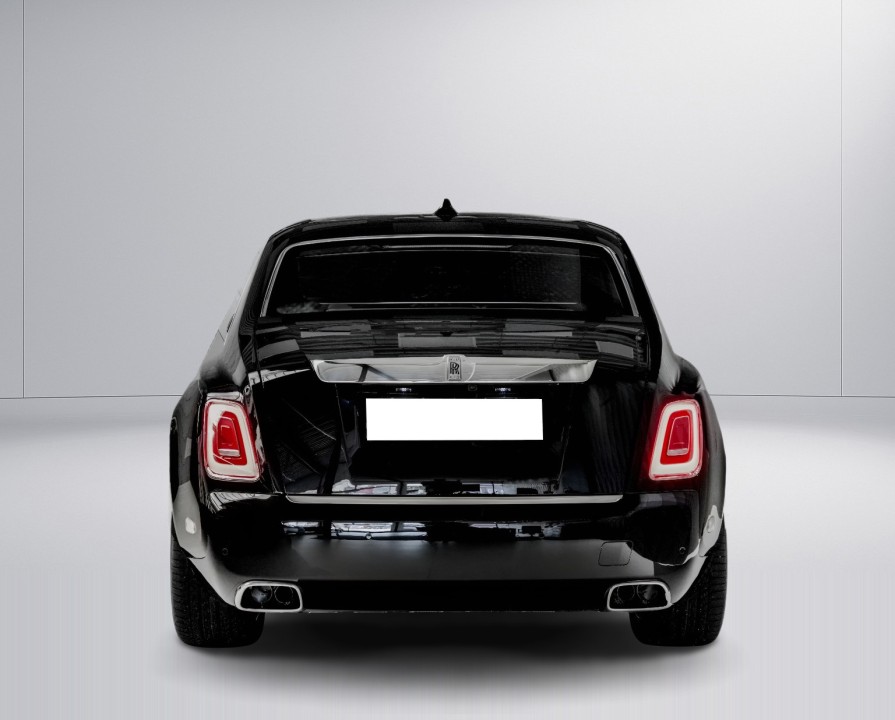 Rolls-Royce Phantom EWB (3)