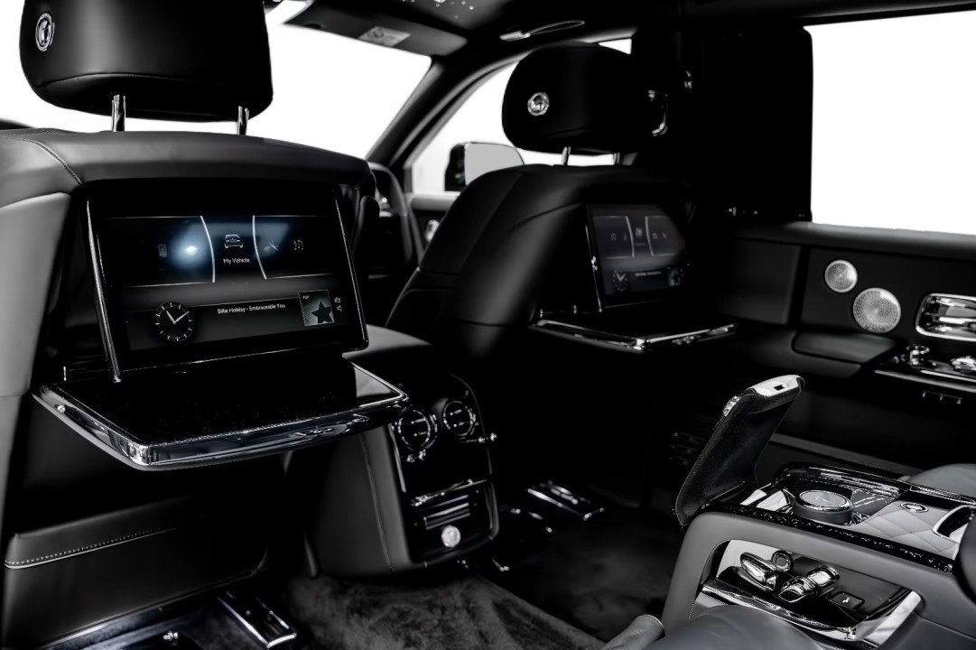 Rolls-Royce Phantom EWB - foto 23